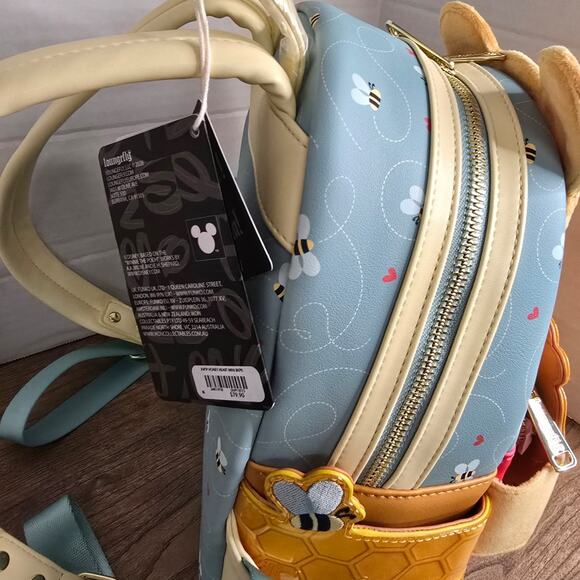Loungefly Disney Winnie the Pooh Honey Heart Honey Scented Mini Backpack NWT